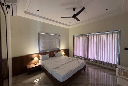 Mountlyf Scenic Lavish 3 Bedroom Living