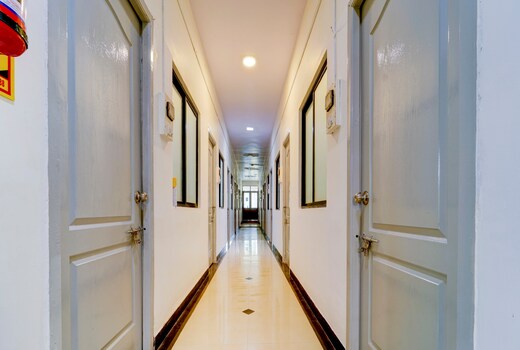 Hotel O Magical Crown Inn