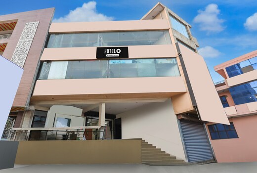 Super Hotel O Sector 4 Manraj Complex Gurugram