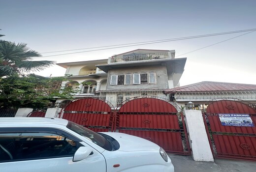 The Nest Homestay Deluxe AC