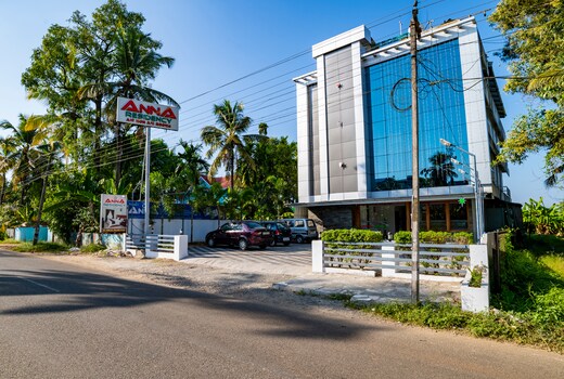Hotel Anna Residency