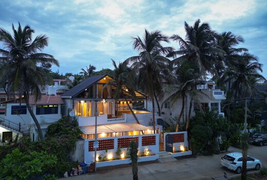 Sea Gadabout Luxury Beach Villa - Sea Facing