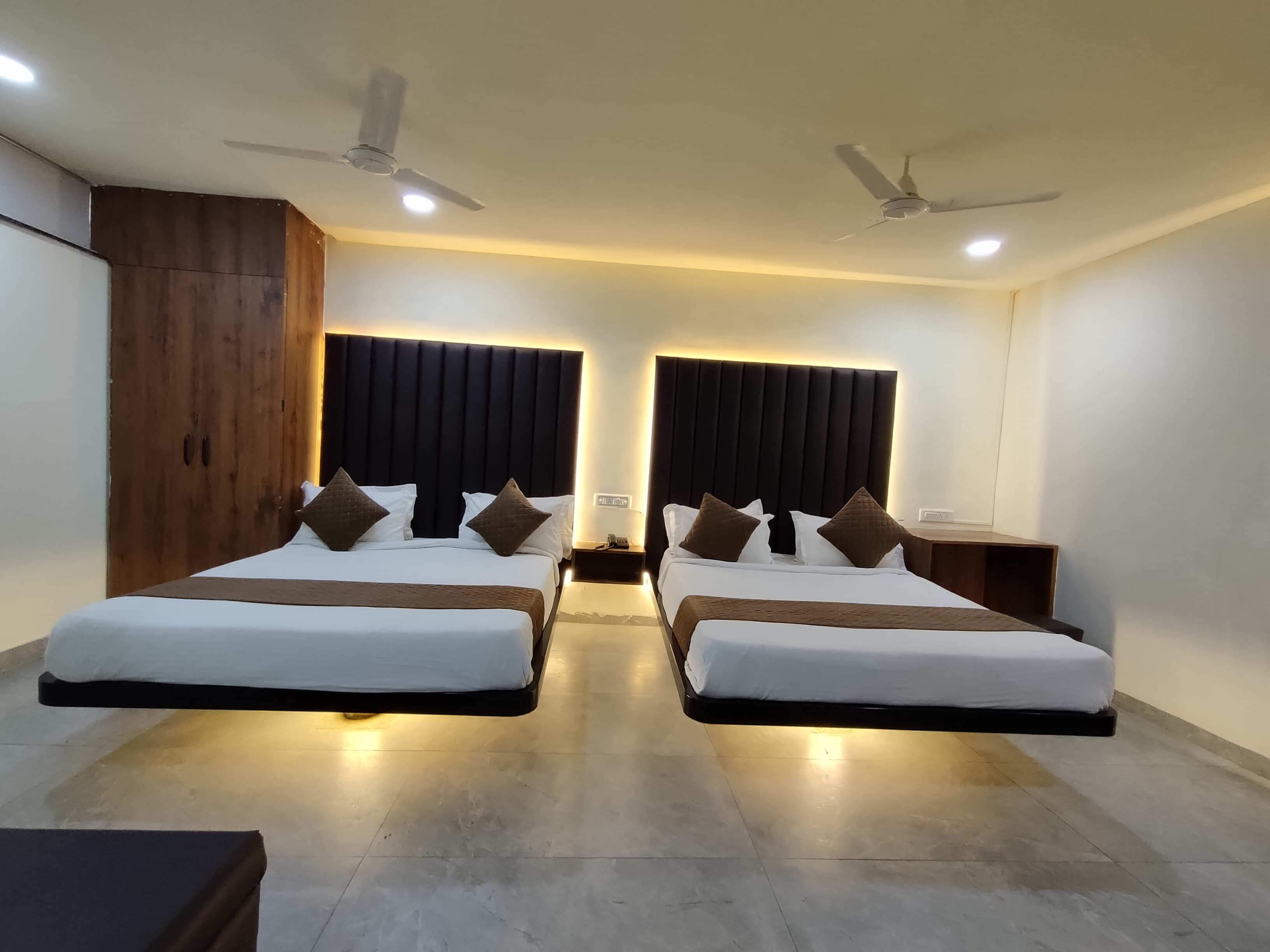 Hotel Shiv Tara