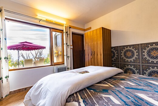 Oliver's Nest | 1 Room GF |Peaceful by Homeyhuts