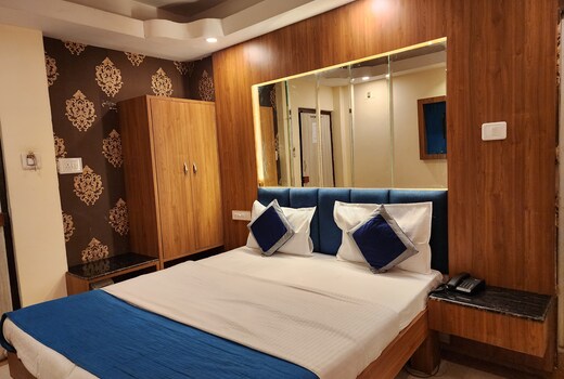 Hotel Savera