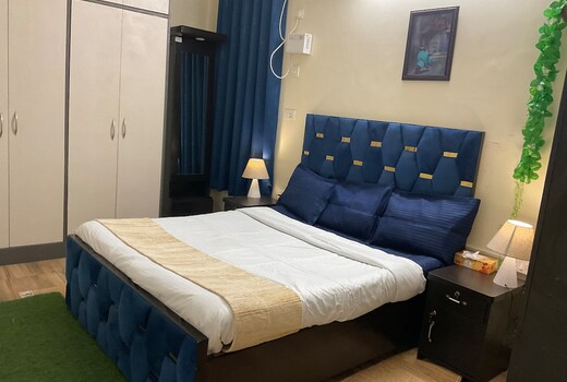 Aadiyogi Stays Cozy 2 BHK in Sigra