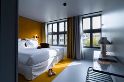 Pilo Lyon Hotel