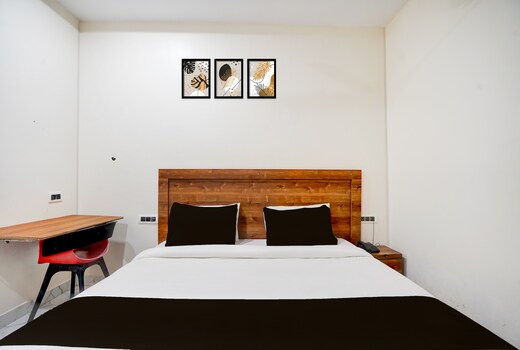 Hotel O Madhvam