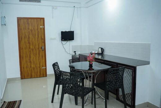 Blueway hotel munnar