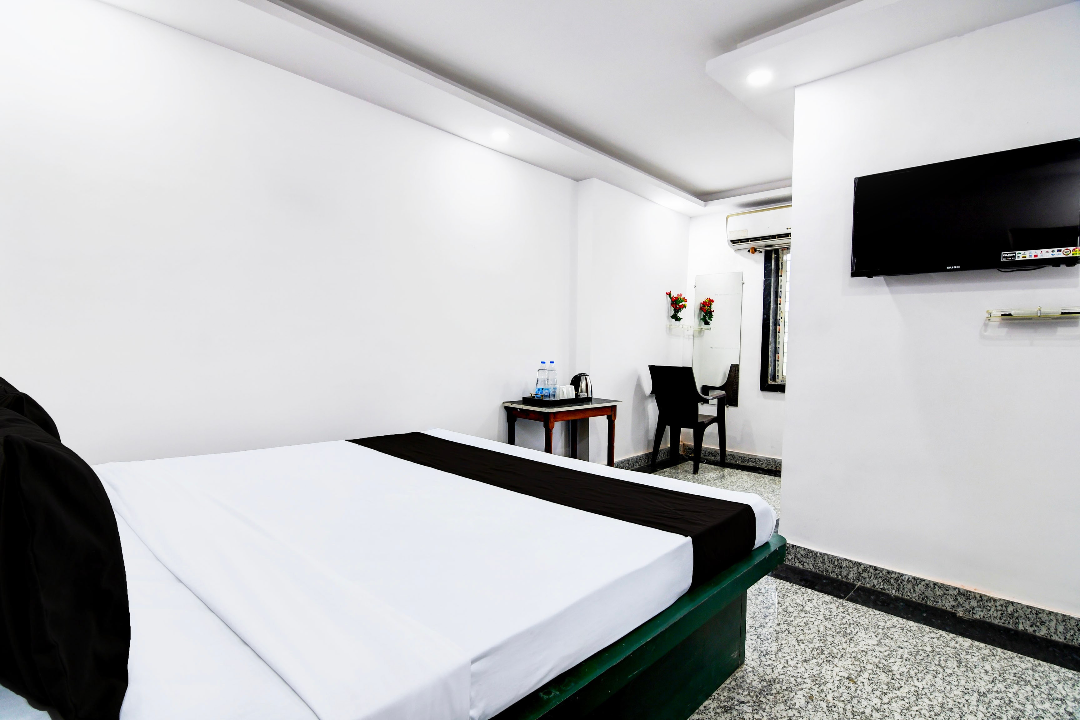 Hotel O ALOR NIVAS