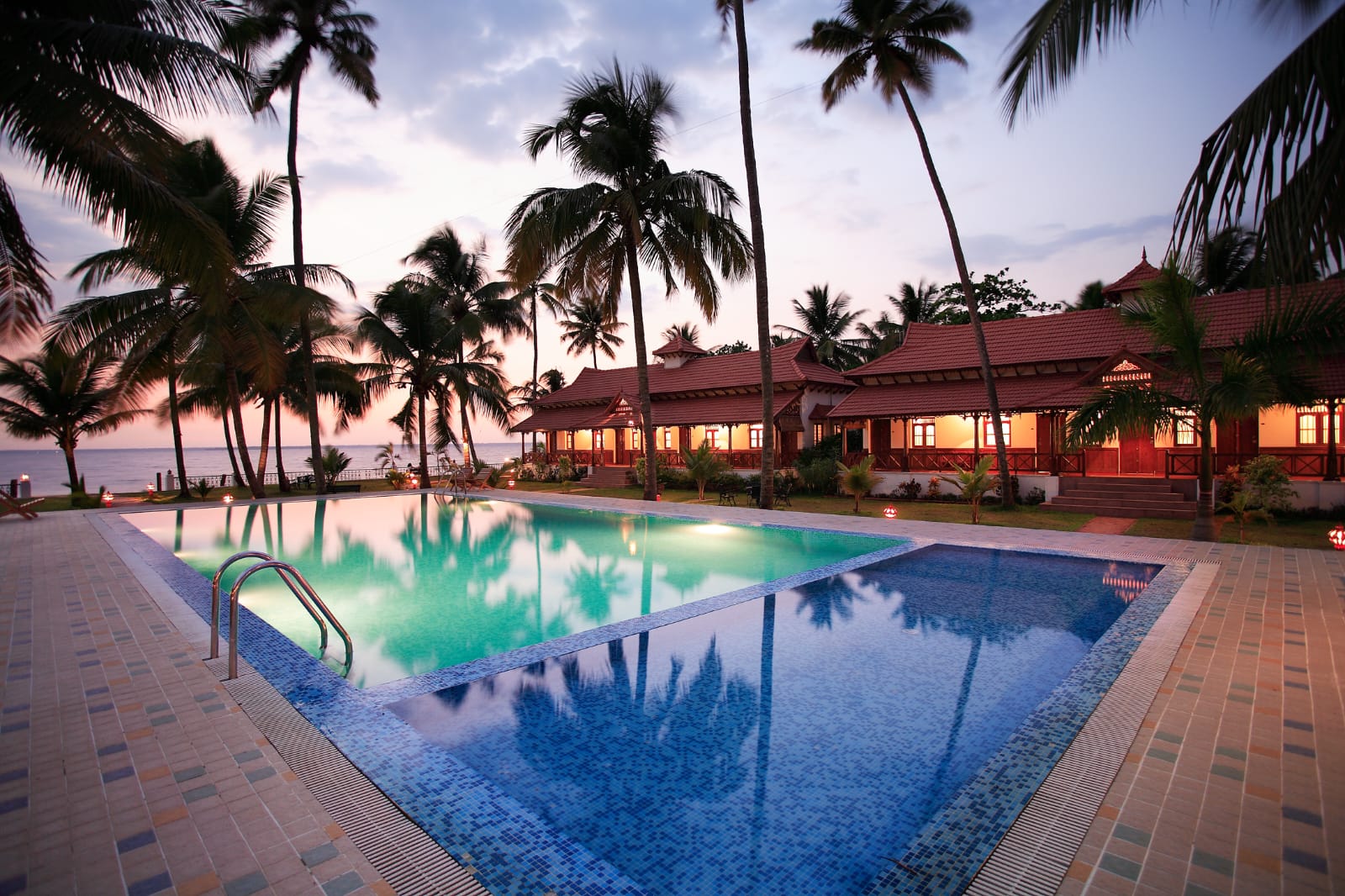 Cocobay Resort
