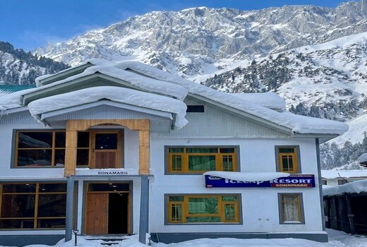 ICECAP RESORT