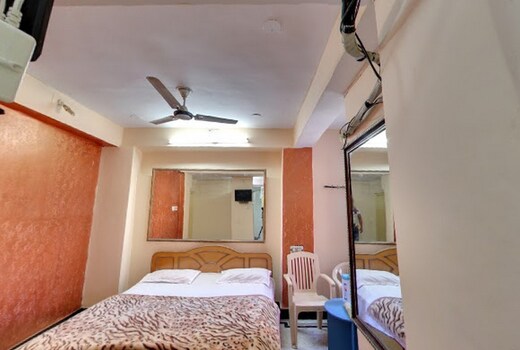 Hotel Govind Dham