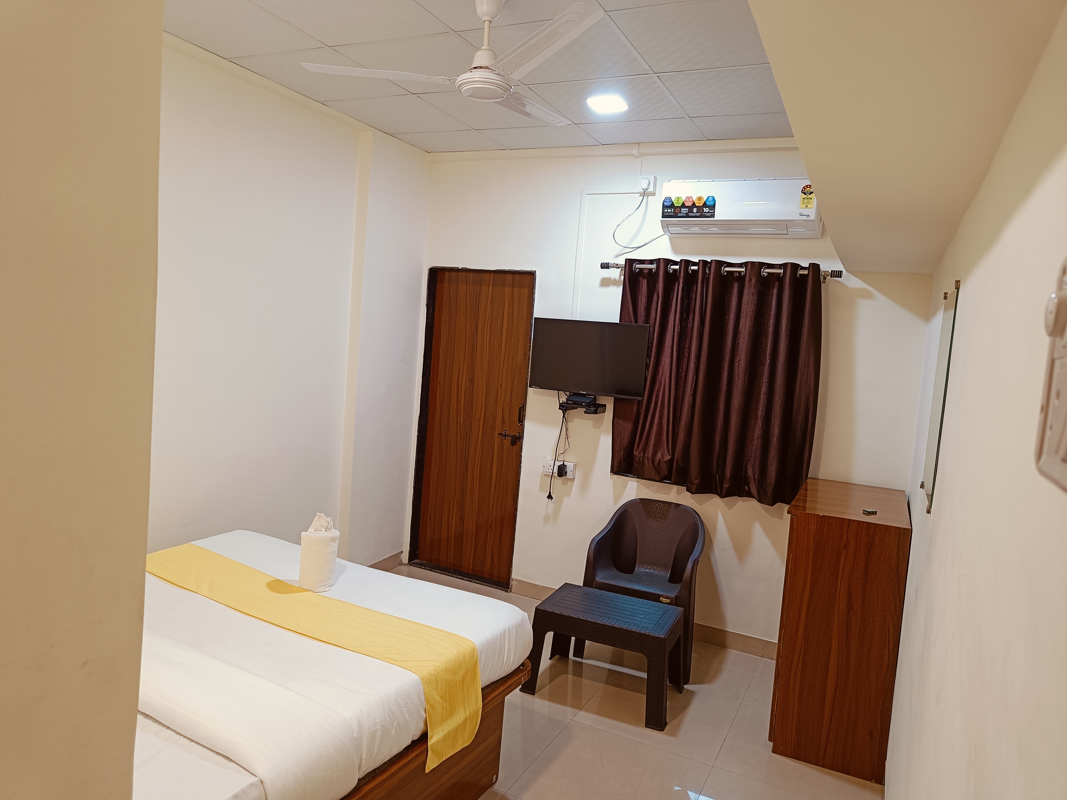 SAI INN LODGE