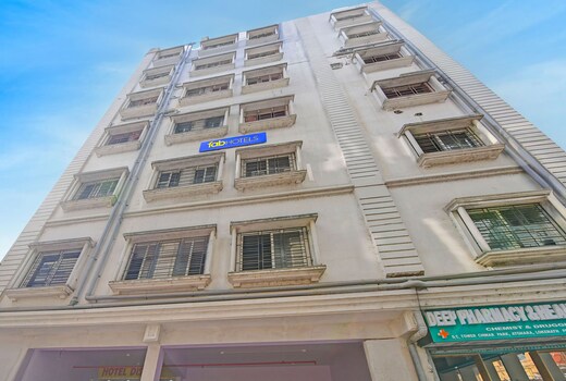 FabHotel Disa