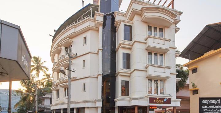 SRIVAR HOTELS