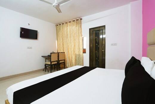 OYO 824333 Hotel O Royal Palace