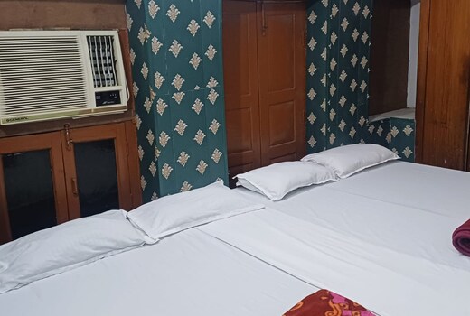 Maa AC Homestay