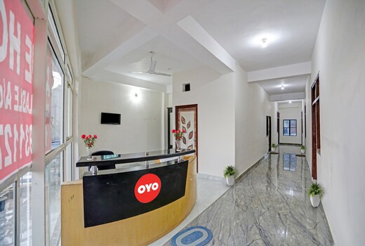 Hotel O A One Hotel Near Noida Sector 81 Metro Station