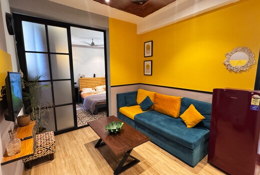 1BHK Apartment in Saket Nagar | Couple Friendly Stay