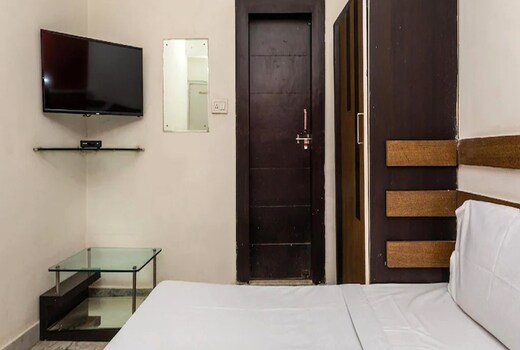 Hotel Thakur Shri