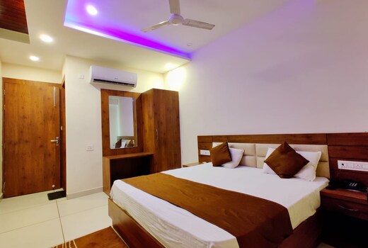 Hotel Divine Residency by VARSHRI