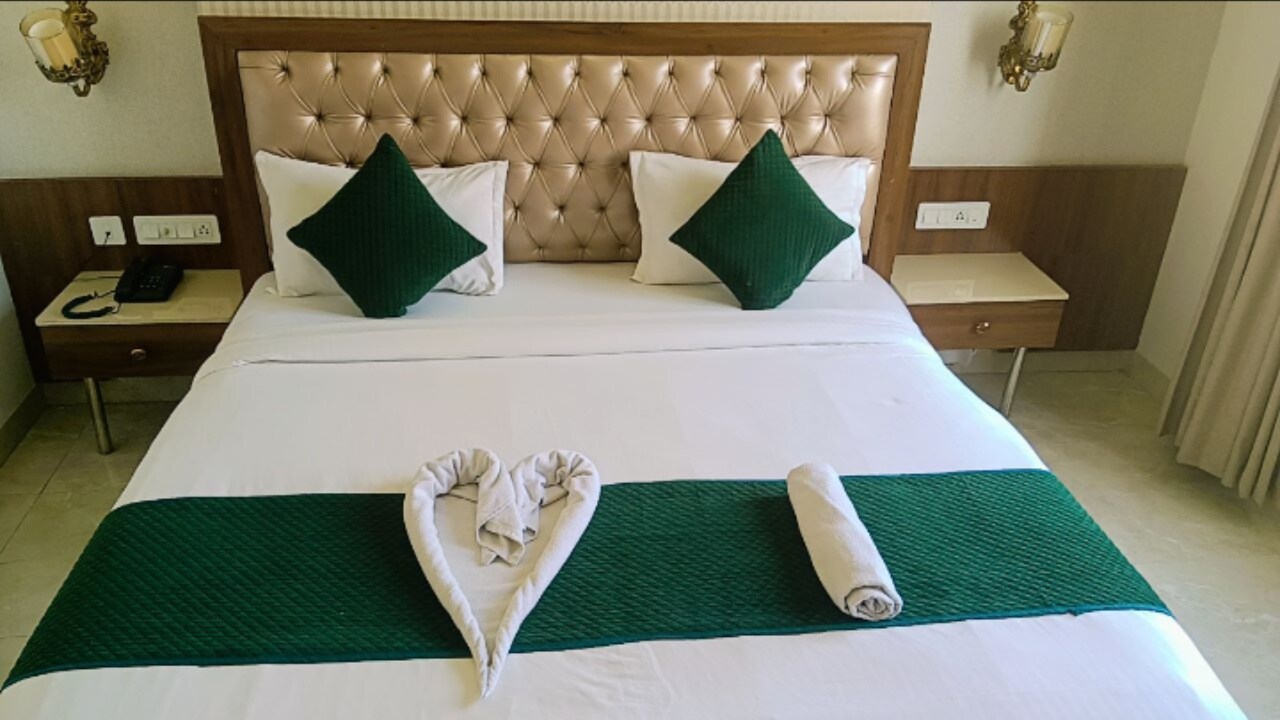 Hotel The Asees Palace