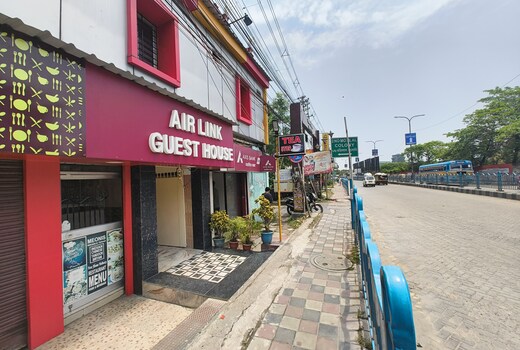 Air Link Guest House