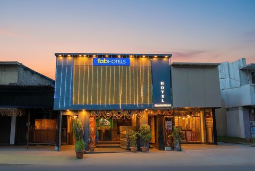 FabHotel JK