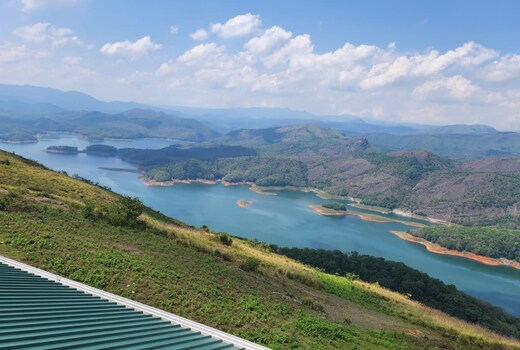 GEE Resorts and Heights