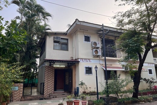 Shaurya Villa with Pvt Pool, Lonavala