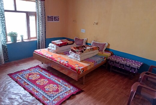 Lhamo Homestay | Rooms & Caretaker