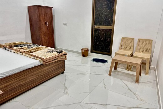 Anjaneya guest house