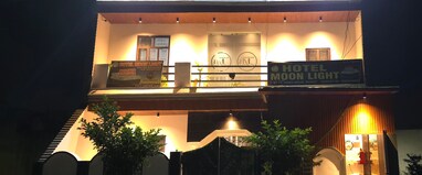 Hotel Moon Light