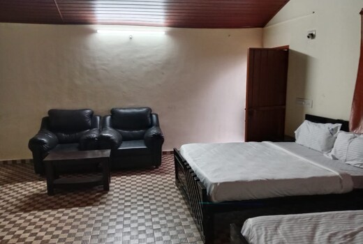 Mugila mane ecostay