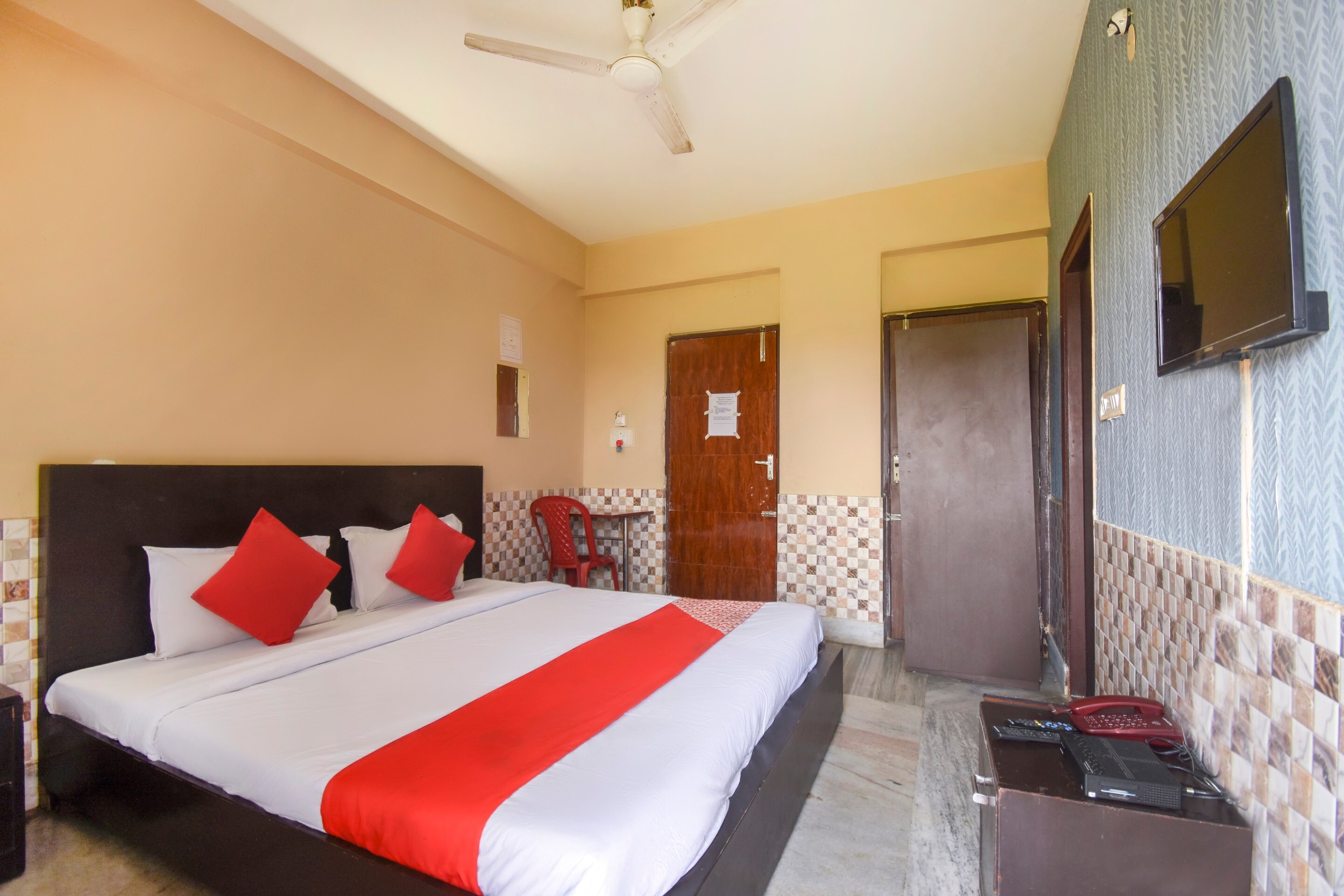 Hotel O Regal Inn