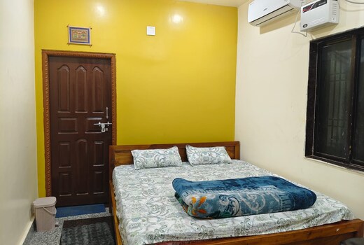 Baibhab Lodge