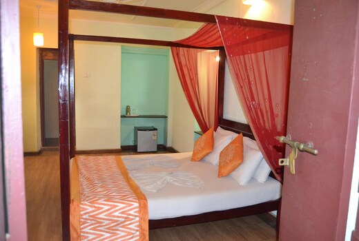Lodge Yogiraj
