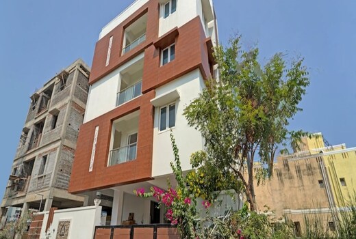 Pavis Service Apartment