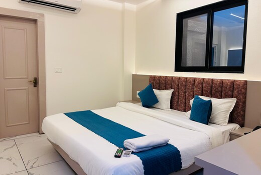 Hotel Tavooza Formely Kreston Height