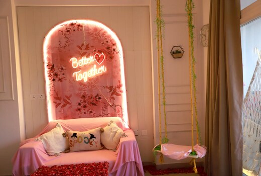 Cozy Corner Pink Dream Aesthetic Studio with Pool