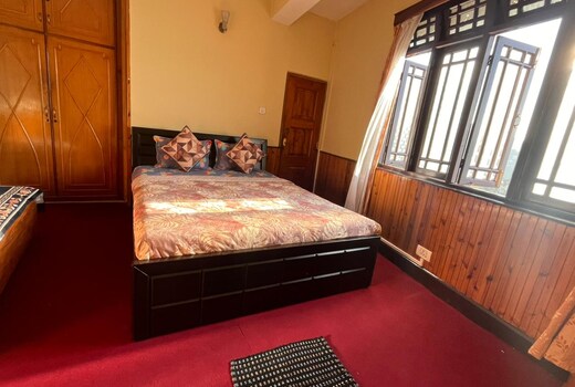 Green hills homestay