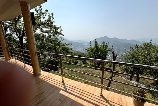 Kumaon Lakes & Homestay Near Kainchi Dham & Golu devta