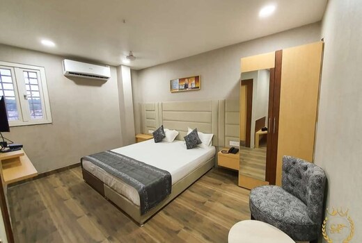 HOTEL SHAAN-E-PUNJAB
