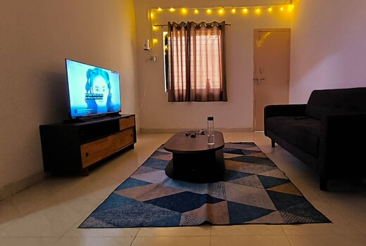 Cozy K Cozy Stay in Wakad Peaceful 1BHK