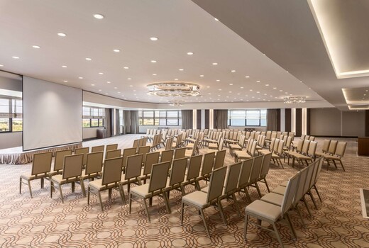Ramada Plaza by Wyndham Istanbul Tekstilkent