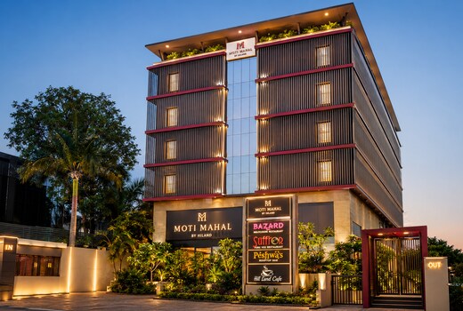 Hi 5 Hotel & Experience
