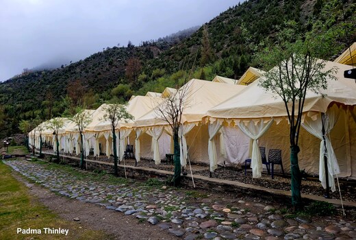 Camp Gemur Holidays | Rooms & Caretaker