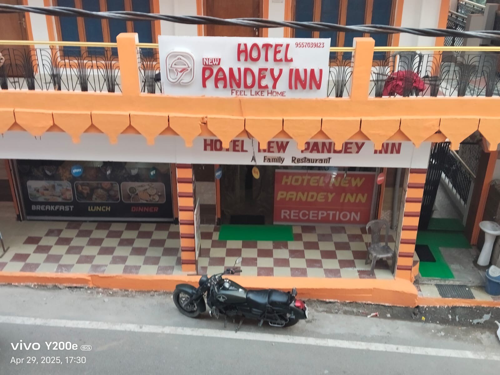 New Pandey Inn