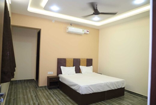 Hotel O Lotus Highway Inn